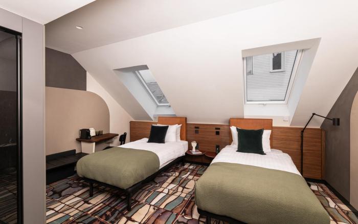 Hotel Gin