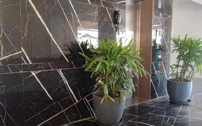 MYKA 401  Zanita Heights