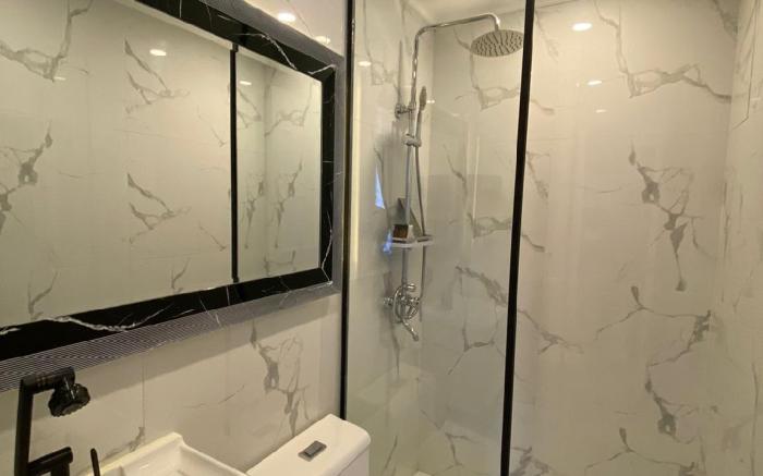 Makati Isabela Luxury
