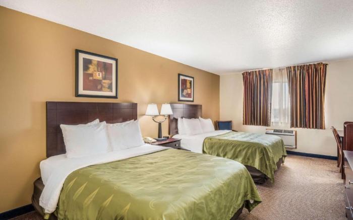 Quality Inn & Suites Eldridge Davenport North