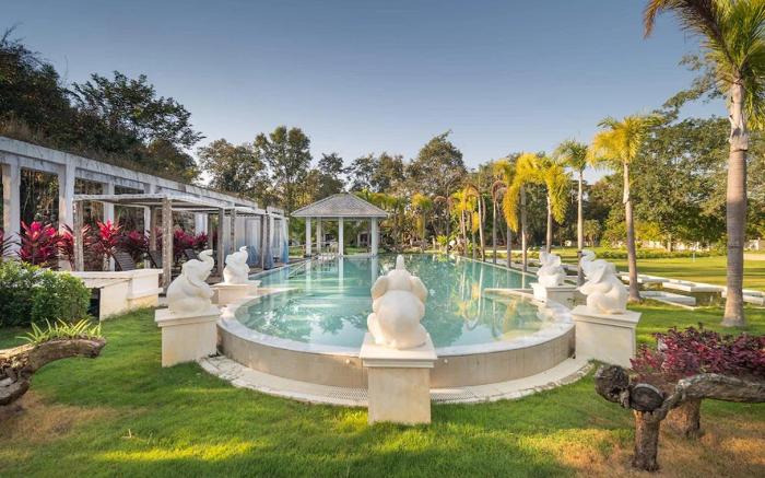 Lanna Inthan Hotel & Resort