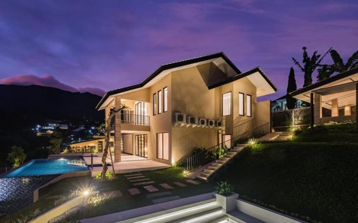 Villa Bahenol Puncak, when luxury meet serenity