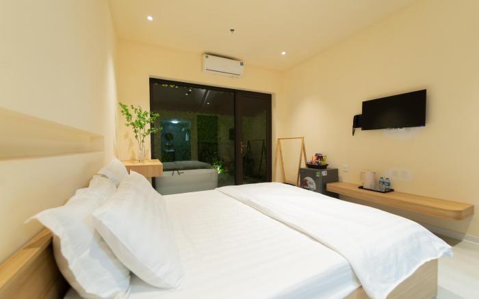 Hạng phòng Deluxe (DLX) - Gấu Hotel