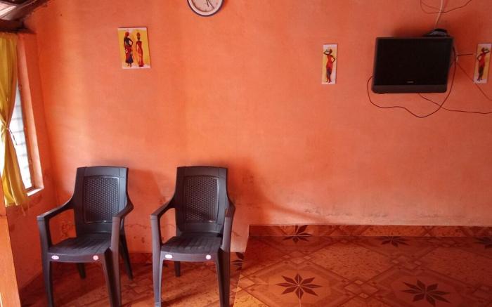 ROOM #1 Chaitanya homestay 7304034389