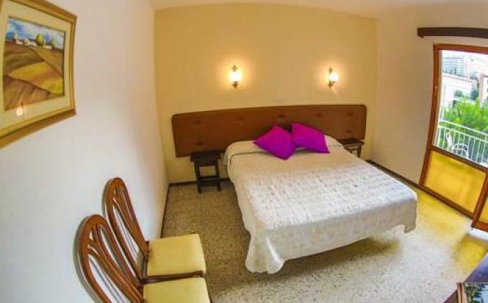 Hostal Santa Ana