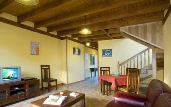 Apartamentos Rurales Argame