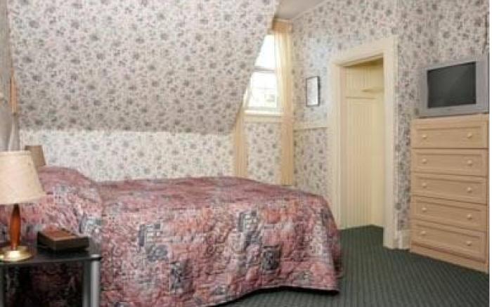 Cavendish Lodge & Cottages