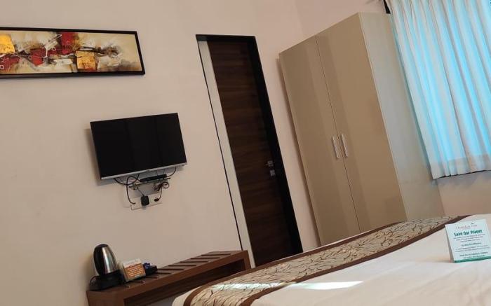 Chandanvan Club & Resort 