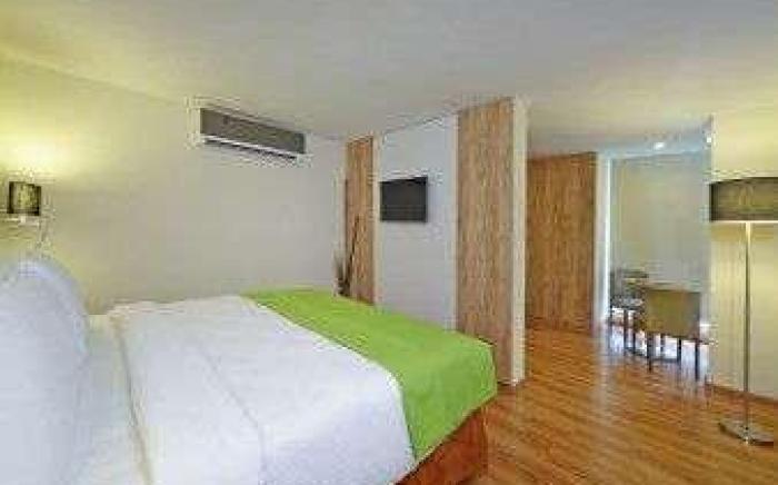 Ramada Panama Centro Via Argentina