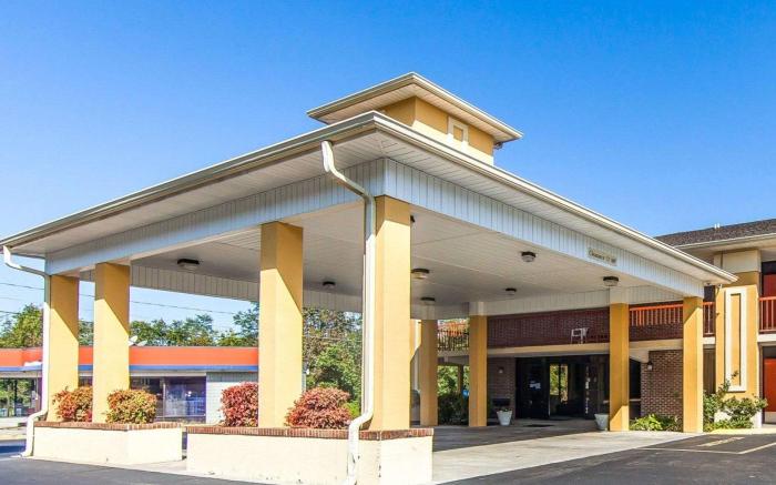 Quality Inn West I - 75