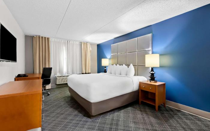 Comfort Inn & Suites Nashville Near Tanger Outlets I-24 Antioch