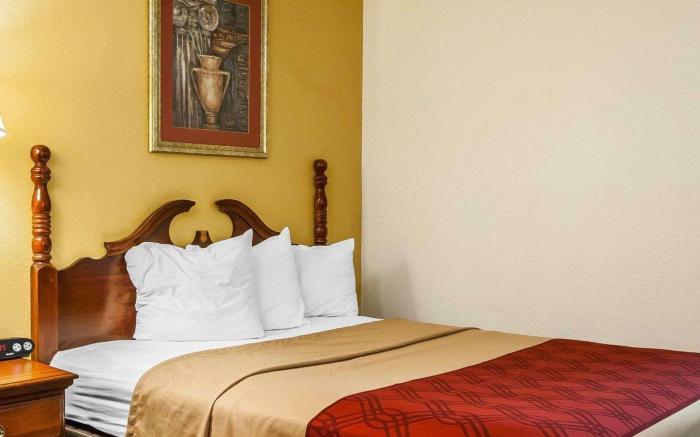 Econo Lodge Dyersburg I-155