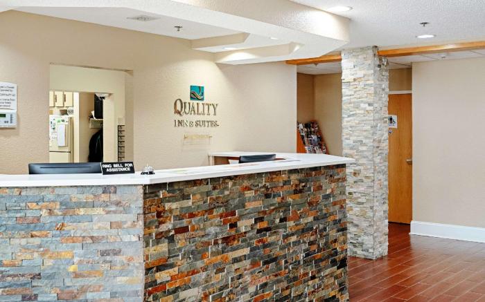 Quality Inn & Suites