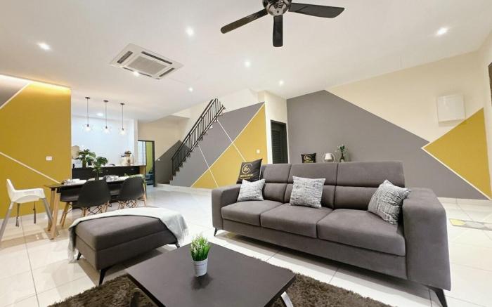 A14 Glenmarie Austin 38 FamilyStay 4R Ikea Aeon