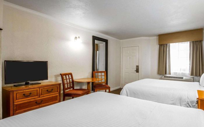 The Inn at Baechtel Creek