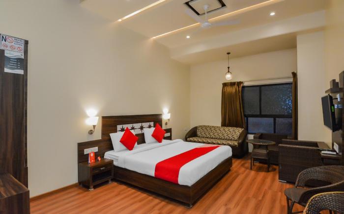 Townhouse Oak Sinhgad Road Crossway Formerly Popular Hotel