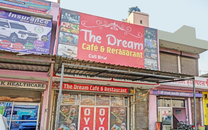 Hotel O The Dream Restaurant & Cafe