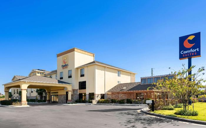 Comfort Suites Panama City near Tyndall AFB