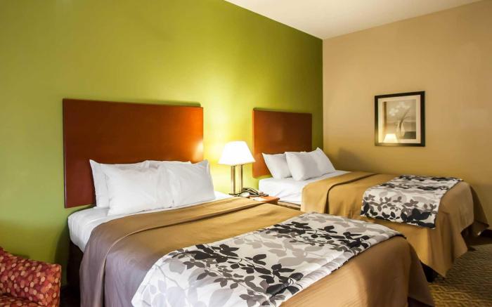 Sleep Inn & Suites Dyersburg I-155