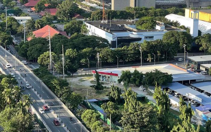 Spectacular Manila View Condo with Prime Location
