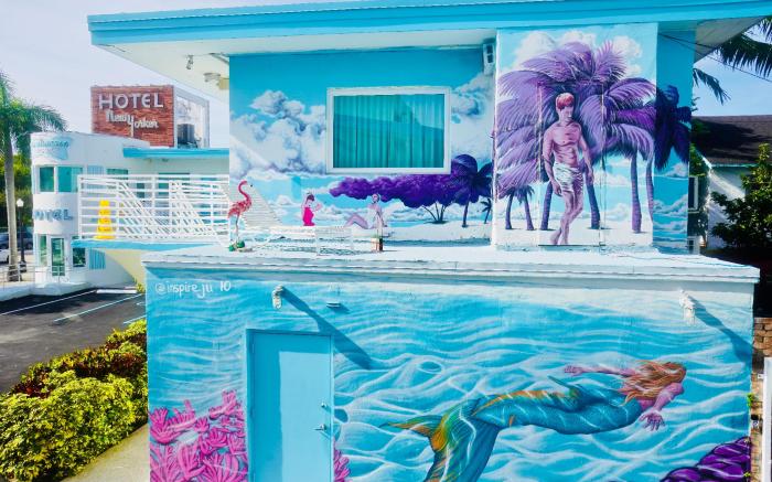 The New Yorker Miami Hotel