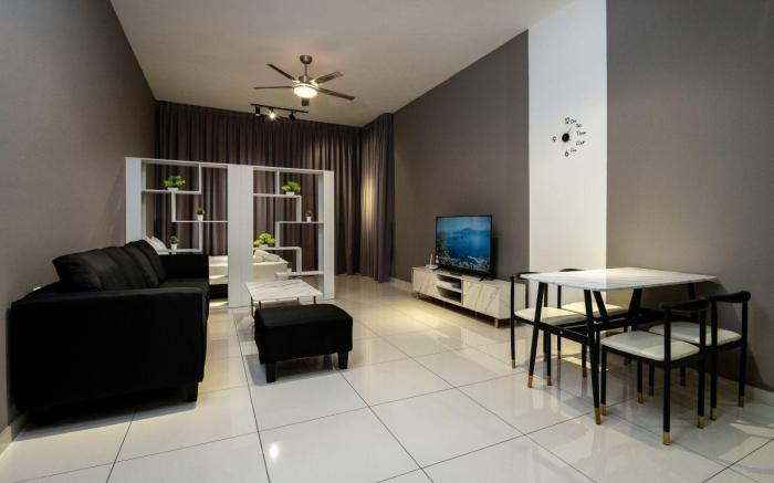 Penang KT HOME Beacon Executive Suites for 9 paxs