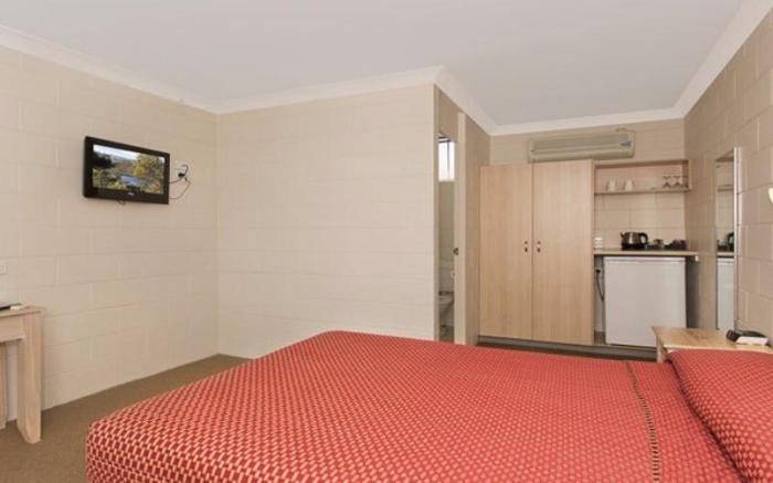 Nambour Lodge Motel