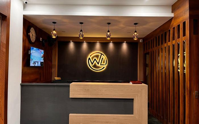 Hotel Woodlark