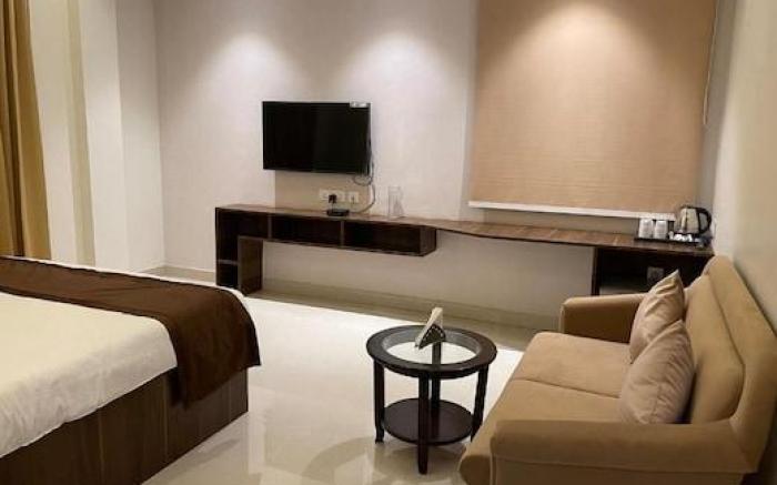 MAHESHWARI JALSA HOTEL