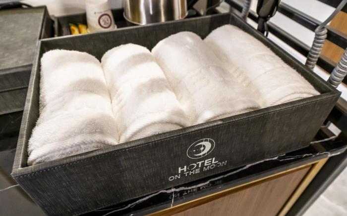 Wonju Hotel On The Moon