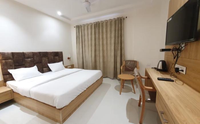 Hotel Scarlet