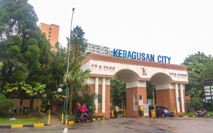 Modern Look Studio at Kebagusan City By Travelio