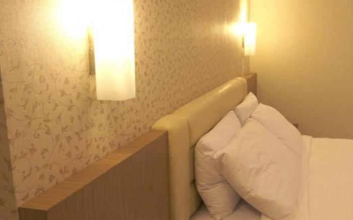 Hotel Emerald Surabaya