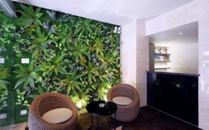 Bonita Signature BTX Hotel 