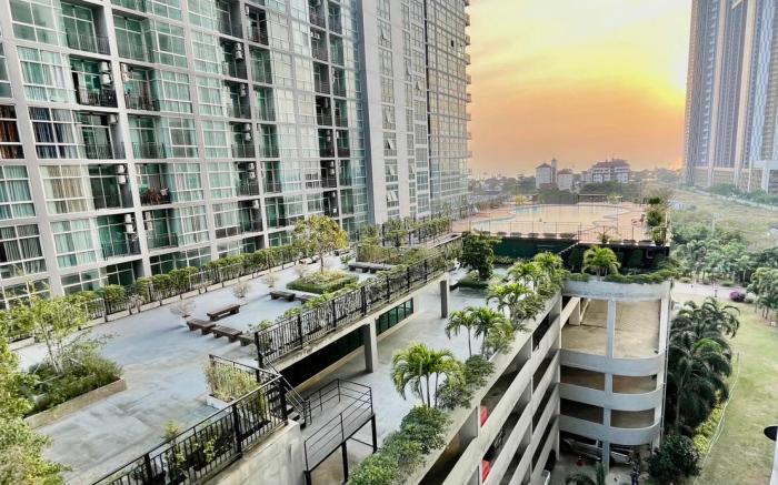 Pattaya Zhongtian Beach 28 sq m Luxury Apartment