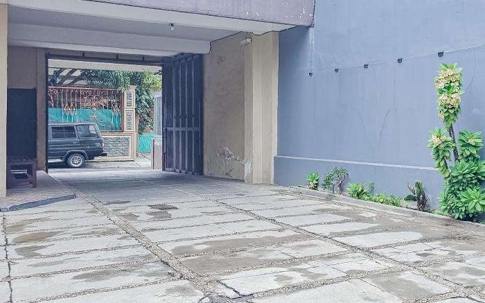 RedDoorz near Alun Alun Cianjur