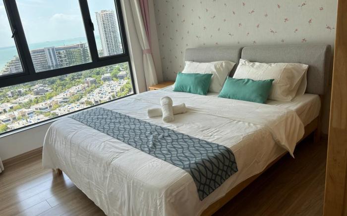 Sea View 2B2R Cozy condo Forest City