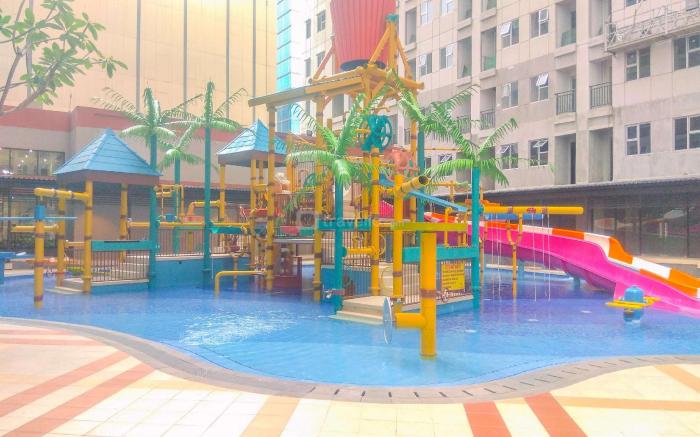 Cozy Look Studio Transpark Juanda By Travelio