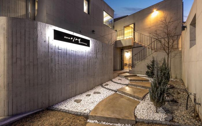 Gyeongju EL Poolvilla Pension