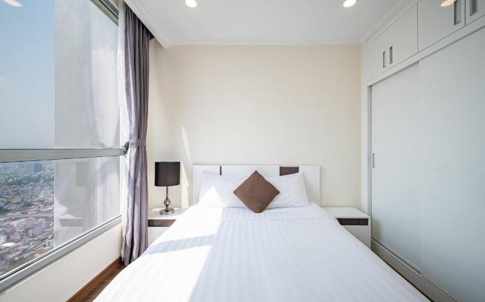 Good Views 2 Huge Bedrooms/2WC apt @Landmark Plus 