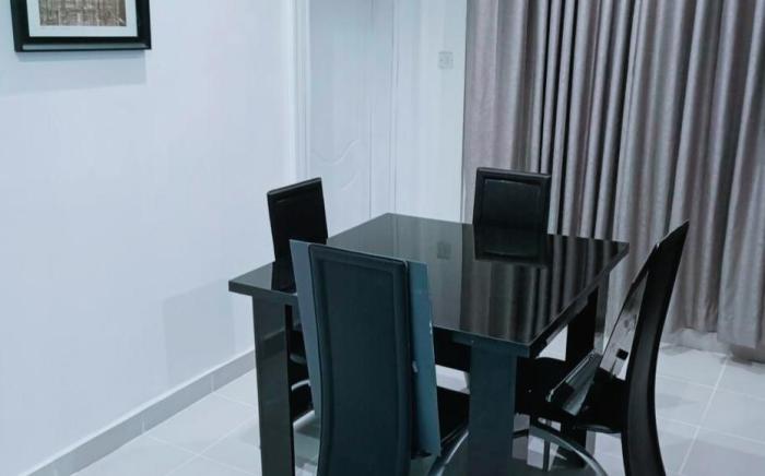 A perfect place for working and vacating guest. 