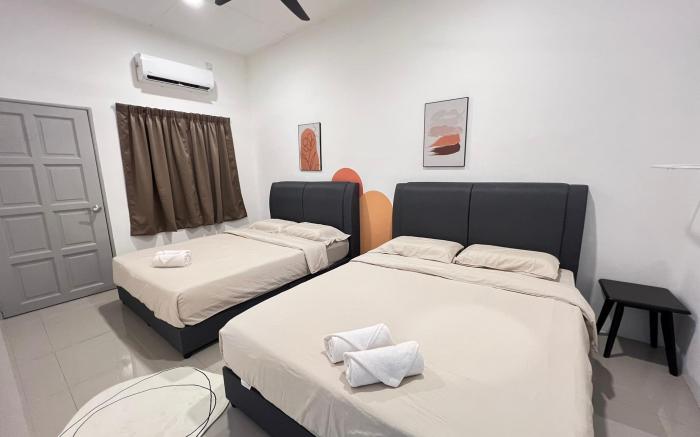 FunkyVila4 14Pax 4BR Near188Tower, ArtStreet, HTTA