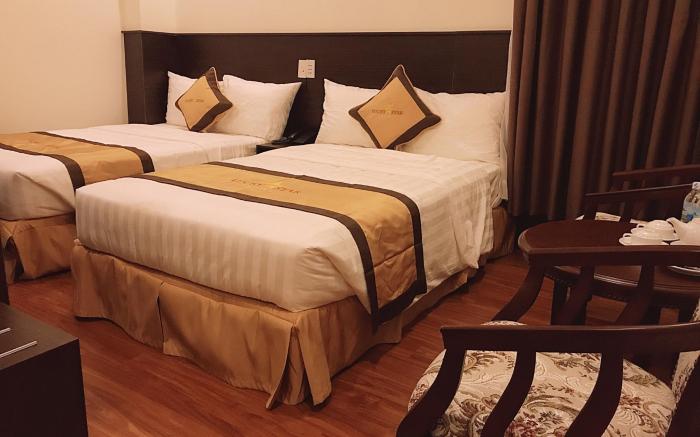 LUCKY STAR HOTEL