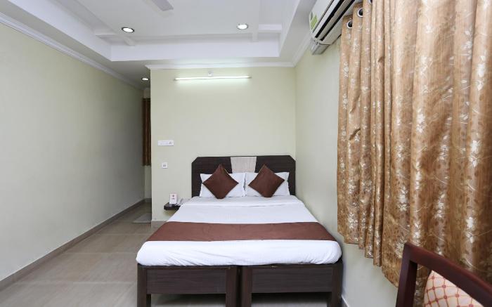 Hotel O Saraswathi Residency Near SR Nagar Metro Station