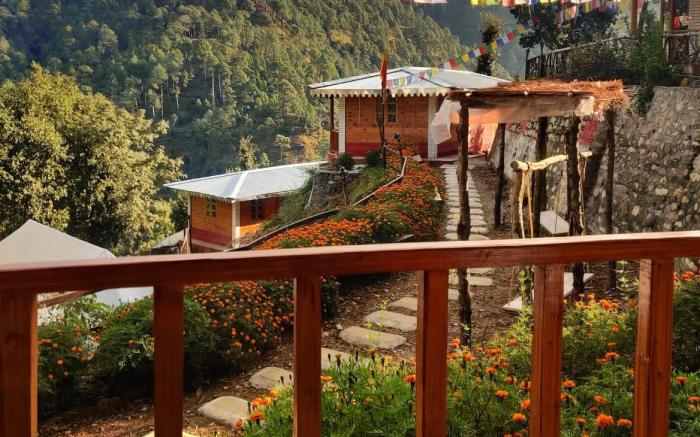 Myrica Cottages Near Kainchi Dham Bhowali Nainital
