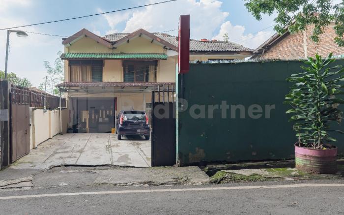 Wisma Alamanda near Terminal Cicaheum RedPartner