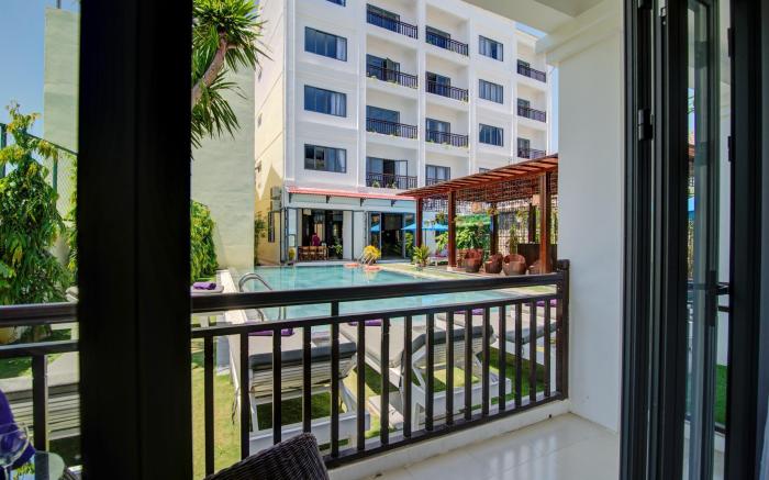 White Lotus Hotel Hoian