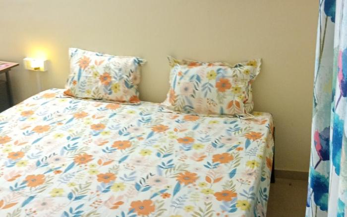 Elegance- Private Bedroom Room  & Common HK