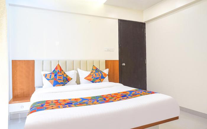 FabHotel Majestic Luxurious - Nr. Rajaram Bhiku Pathare Stadium