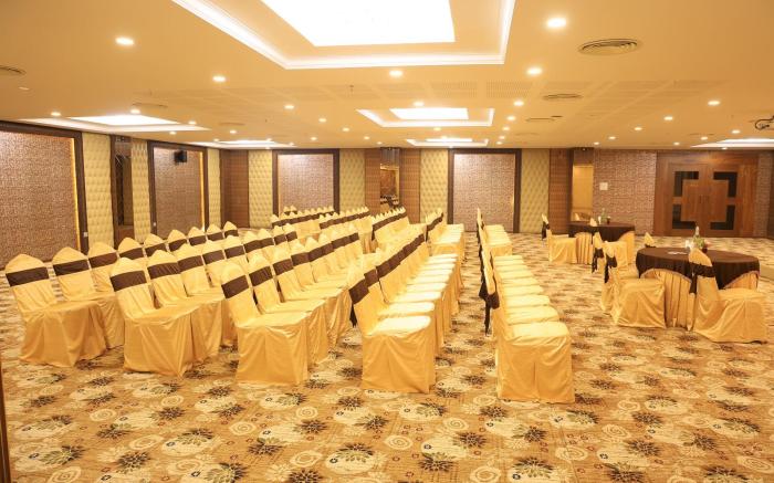 Hotel Anand Grand